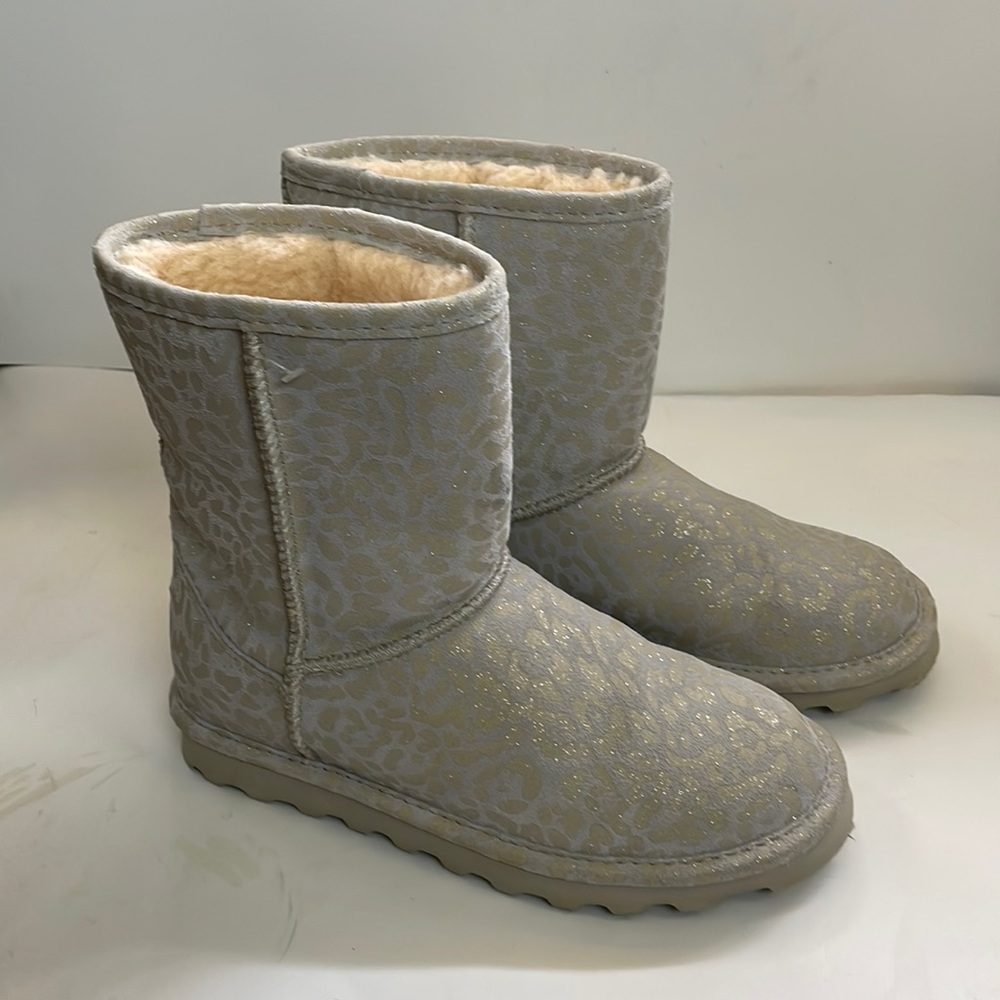 NEW BearPaw Exotic Winter White Grey Leopard Glitter Elle Boots Youth Size 5